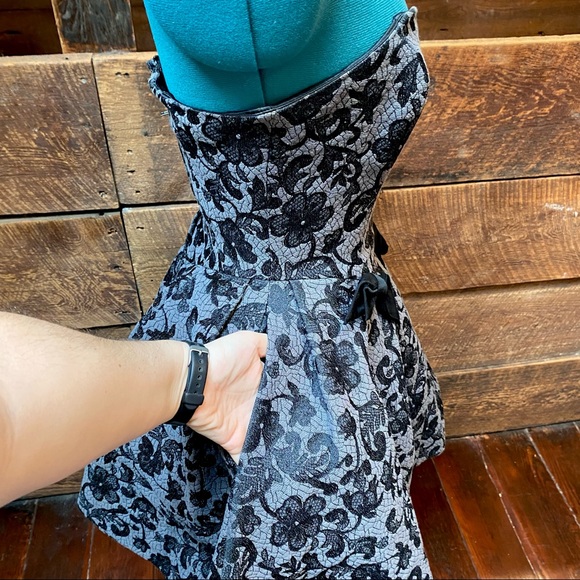 Betsy Johnson Full Skirted Brocade Strapless Mini Gown Gothic Witchy Victorian - Picture 6 of 14